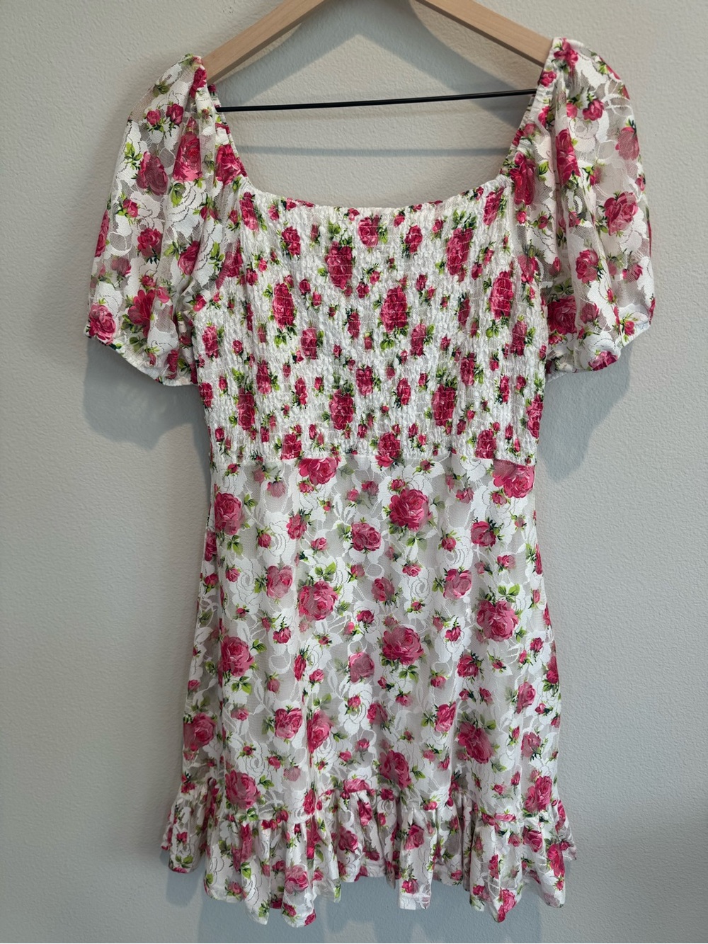 Betsey Johnson Goldie Floral Mini Dress Puff Sleeve Smocked Y2K Large - Picture 8 of 13